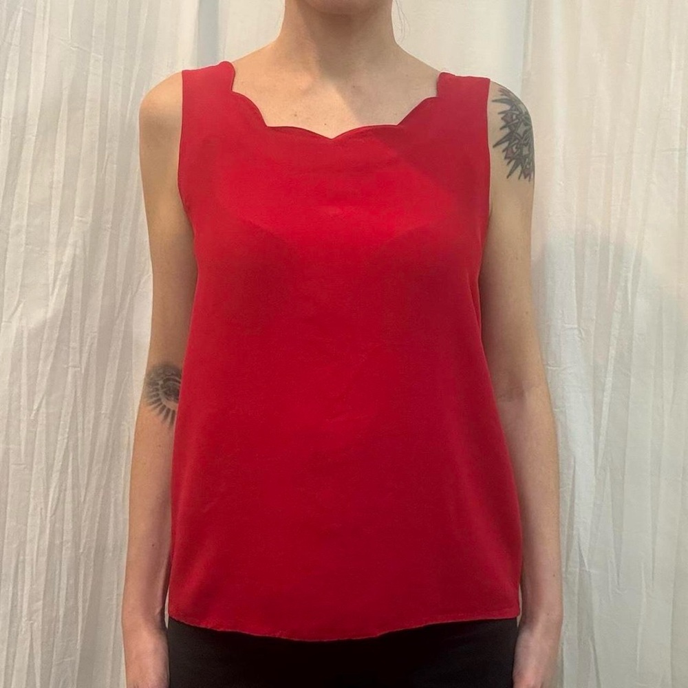 Red‎ Silk Scalloped Neckline Sleeveless Blouse Vintage 90s S/M